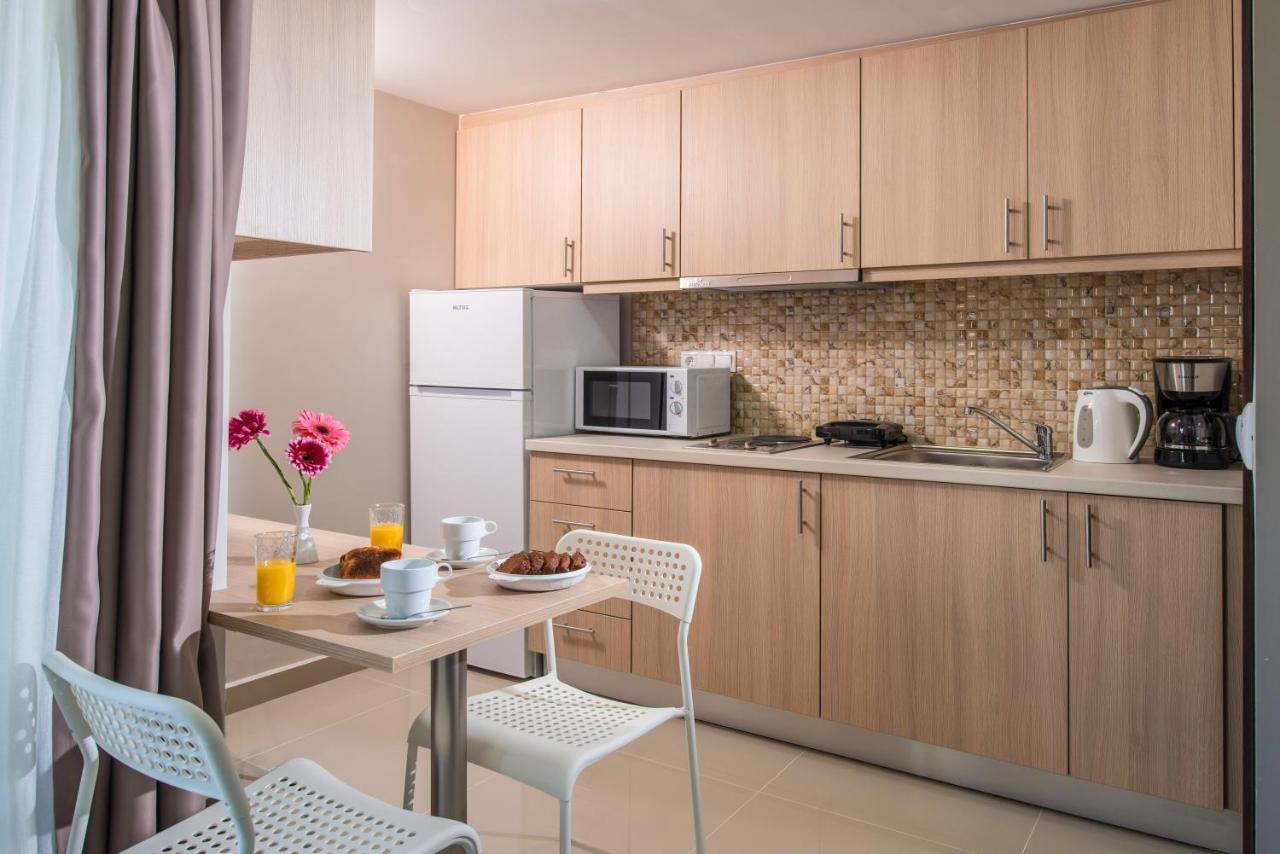 Dorian Boutique Hotel-Apartments Χερσόνησος Εξωτερικό φωτογραφία
